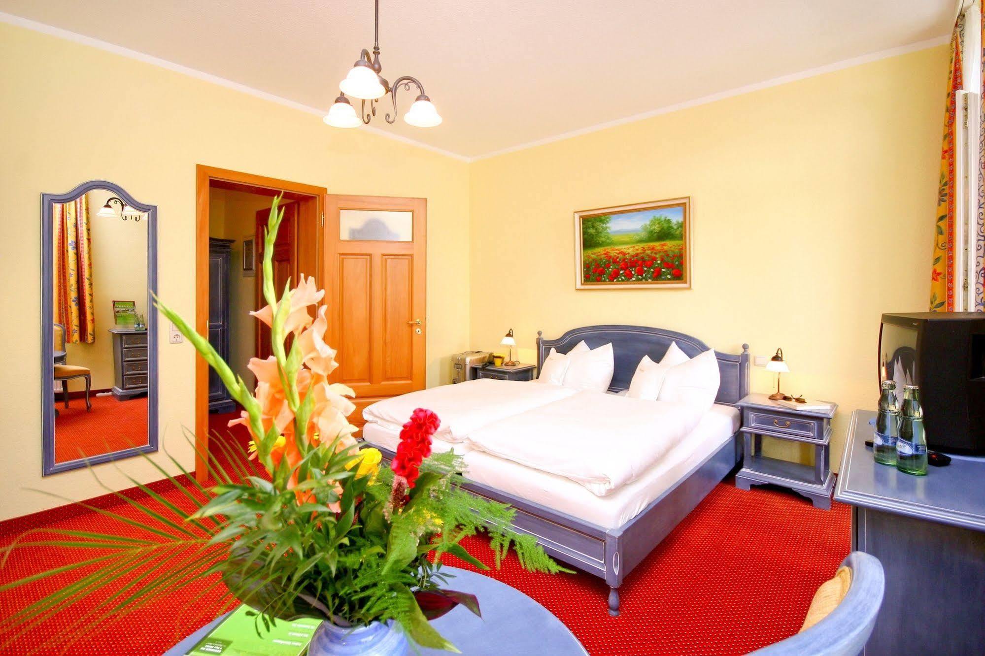 Garni Getreuer Eckart Hotel 3*